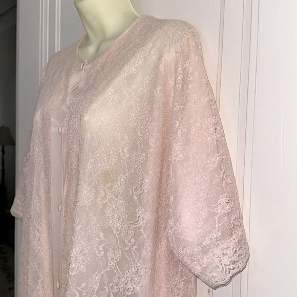 Vtg 60s Vanity Fair light pink lace double layer nylon button front short robe - Picture 4 of 12